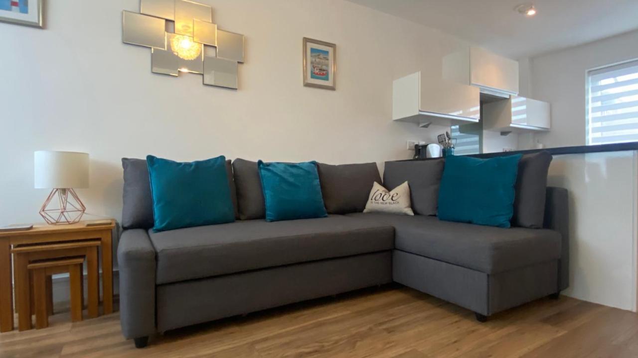 Comfy 2 Bed House Located At Wareham Train Station 빌라 외부 사진