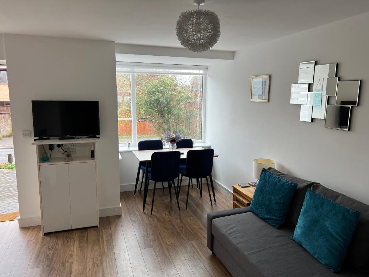 Comfy 2 Bed House Located At Wareham Train Station 빌라 외부 사진